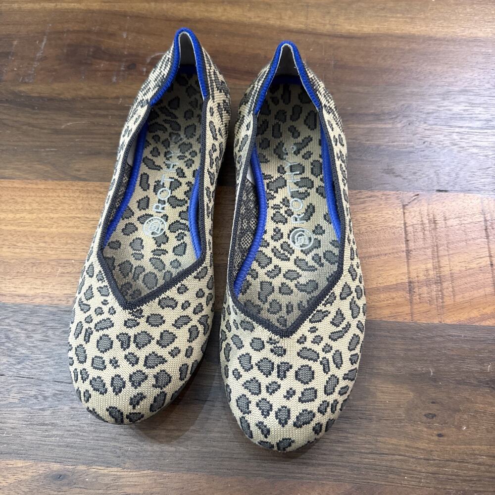Rothys Women's Size 8 Cheetah Print With Round Toe